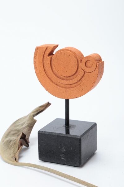 Escultura Pássaro Com Base De Granito - Terracota